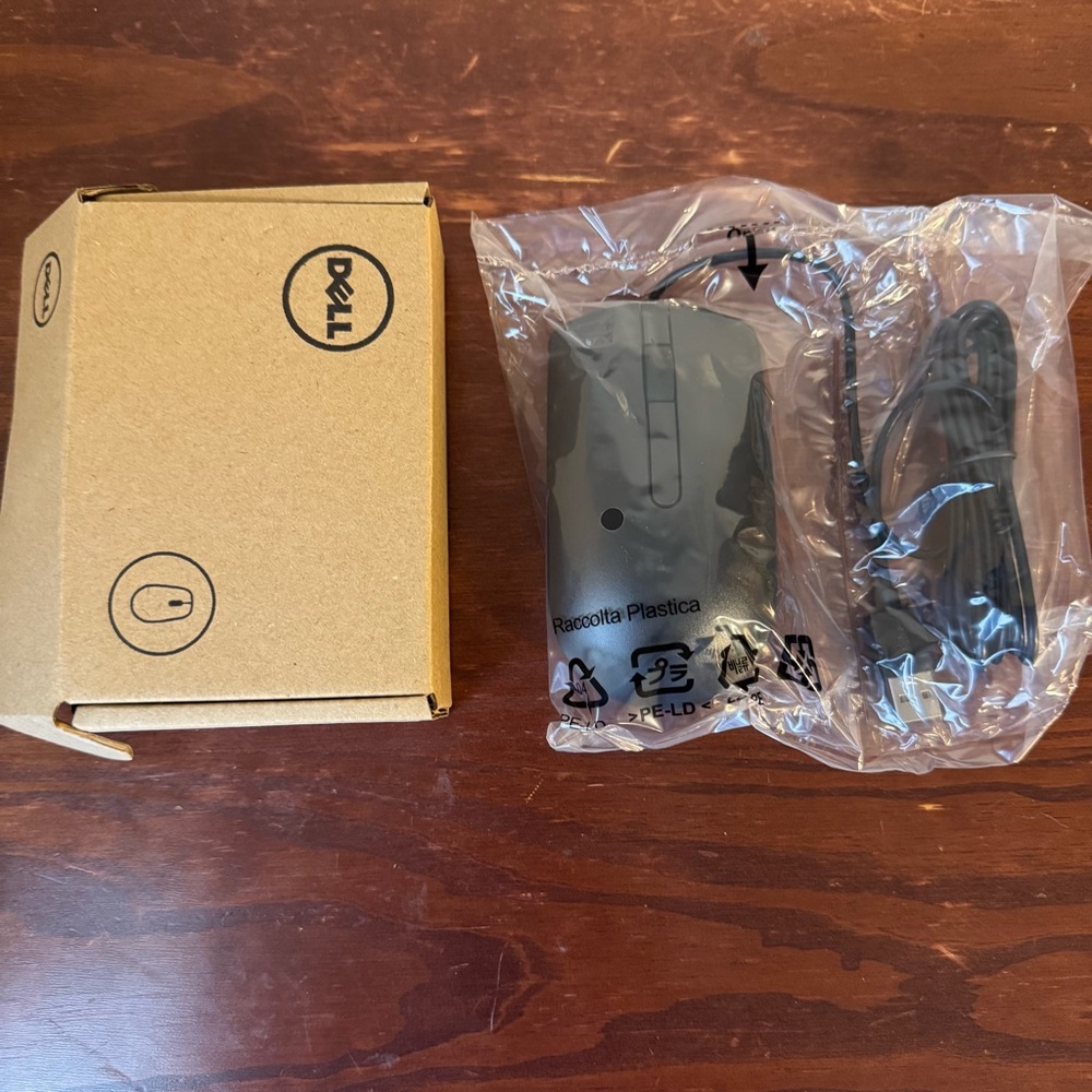 Dell MS116-BK wired computer mouse optical LED scroll wheel - black